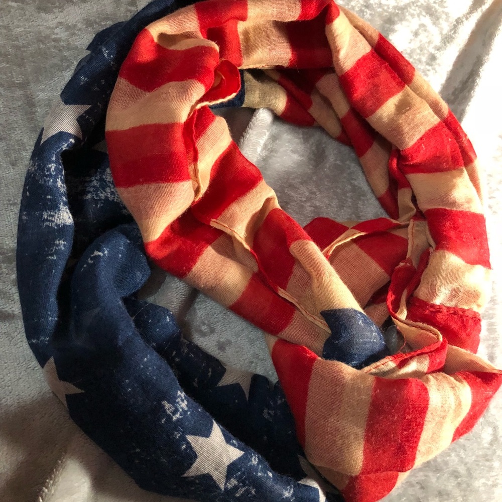Infinity Scarf ! - Picture 2 of 3